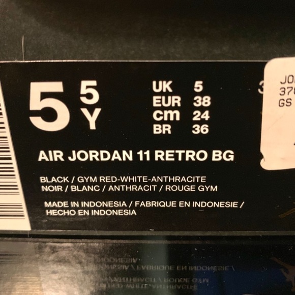 Air Jordan 11 Retro “72-10” Black/Gym Red